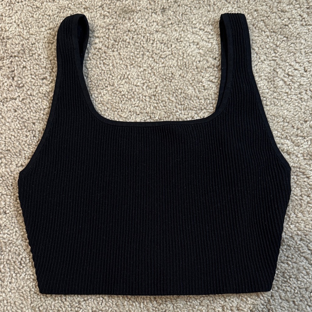 Babaton Black Ribbed Crop Top